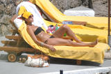 th_42078_Eva_Mendes_in_a_bikini_on_holiday_in_Italy-18.JPG_122_471lo.jpeg